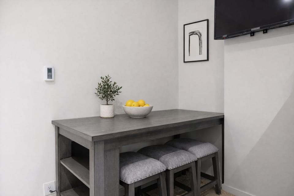 Spacious entire apartment for family and group Apartment in Upper West Side