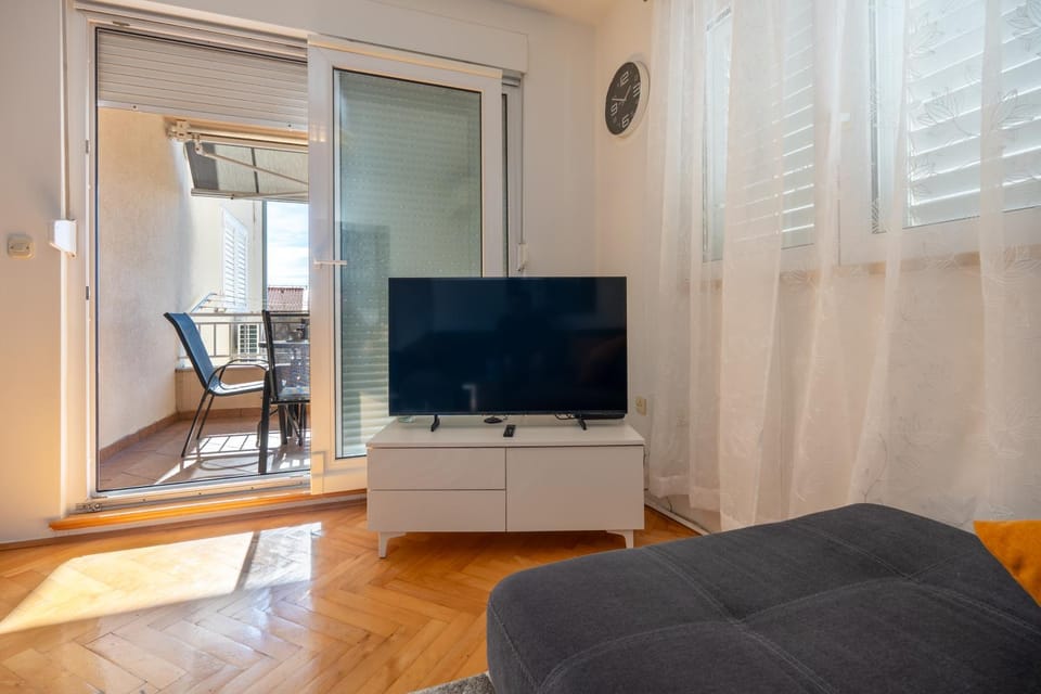 TV and multimedia, Balcony/Terrace