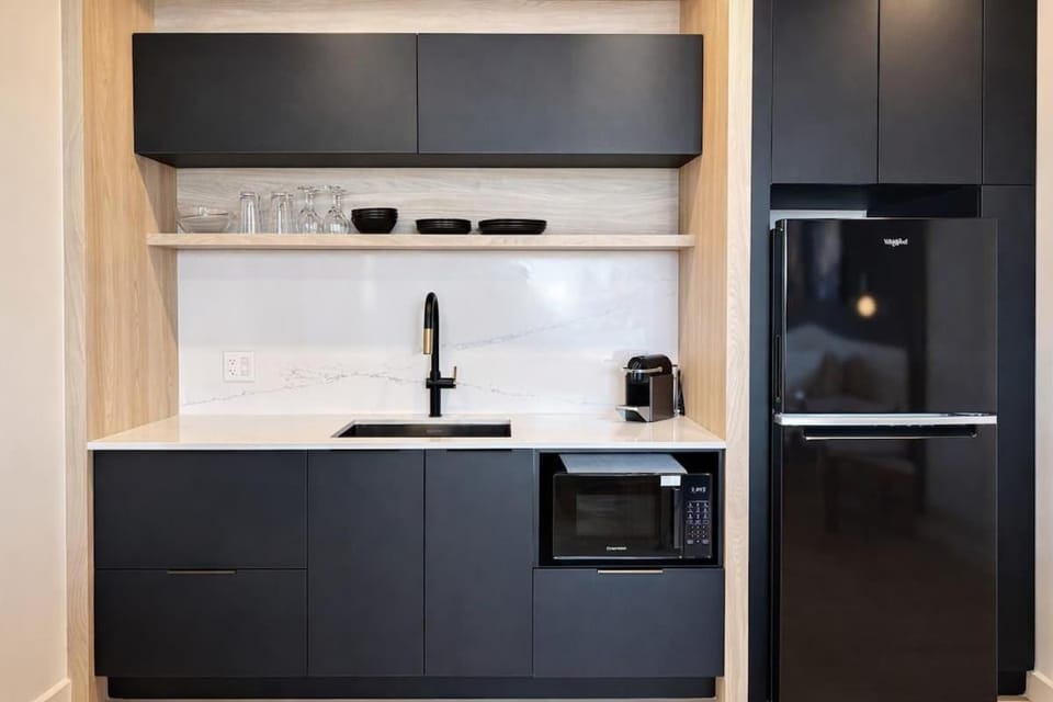 Studio 6 Le Hendrix Clim 5 min centre-ville Apartment in Quebec City