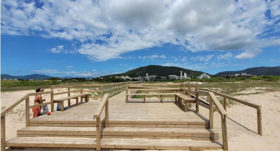 Casa em excelente localização na praia do Campeche House in Florianopolis