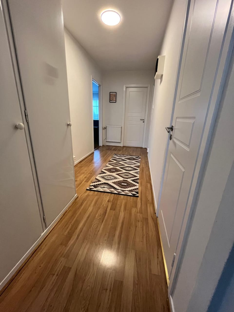 Facade/entrance, wardrobe