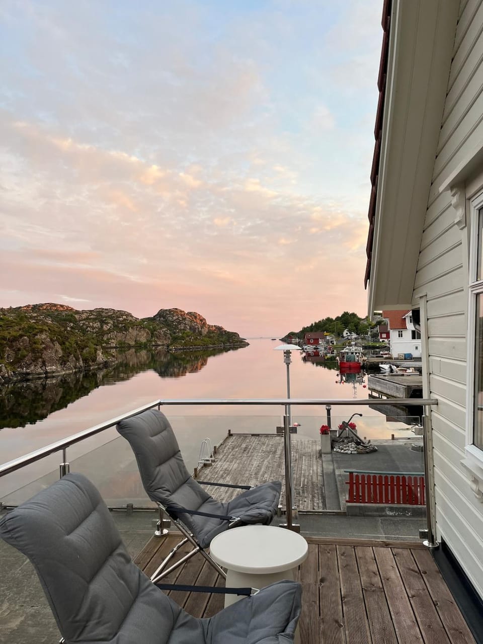 Hus ved sjøen på Bømlo House in Rogaland