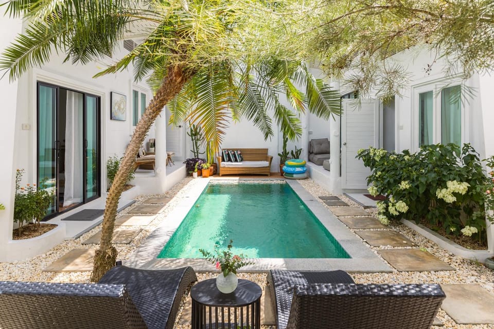 Pool view, Swimming pool