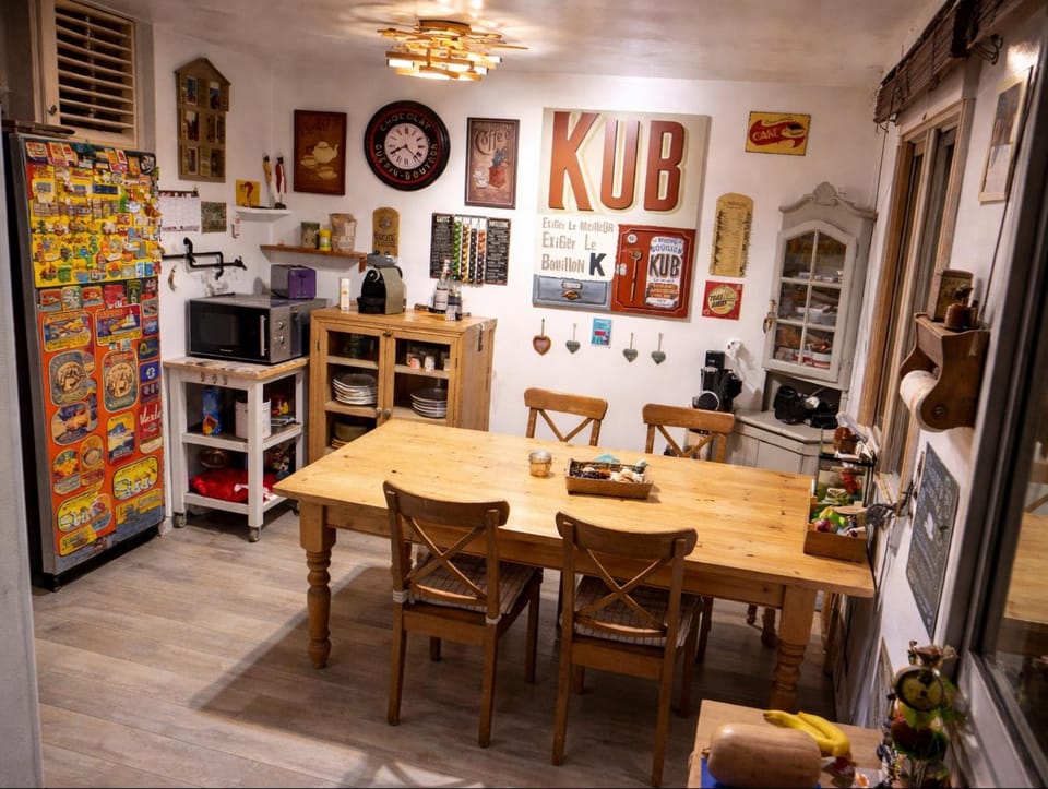 Dining area, Internal: Not applicable to any particular room