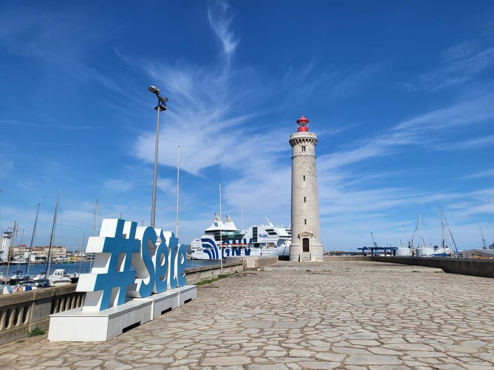 Nearby landmark