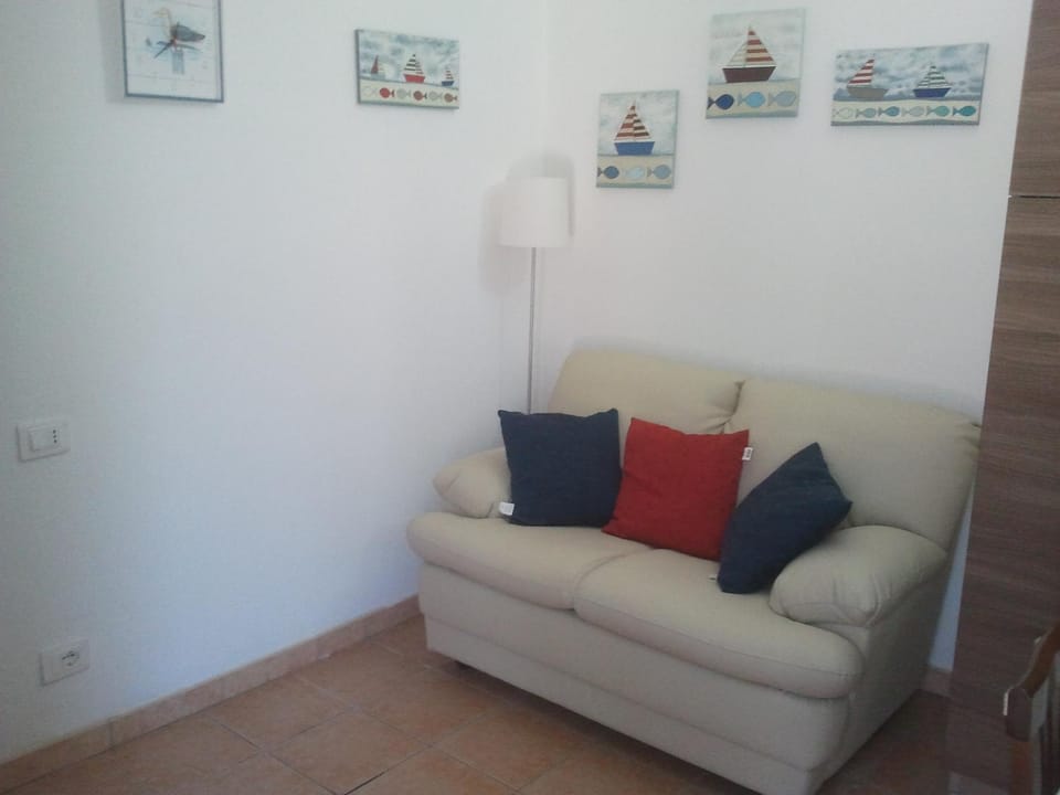 Casetta House in La Maddalena