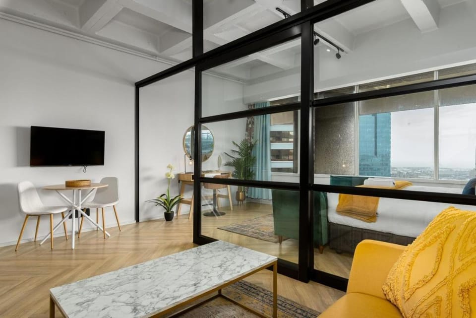 One Thibault Studio Apartment in Cape Town