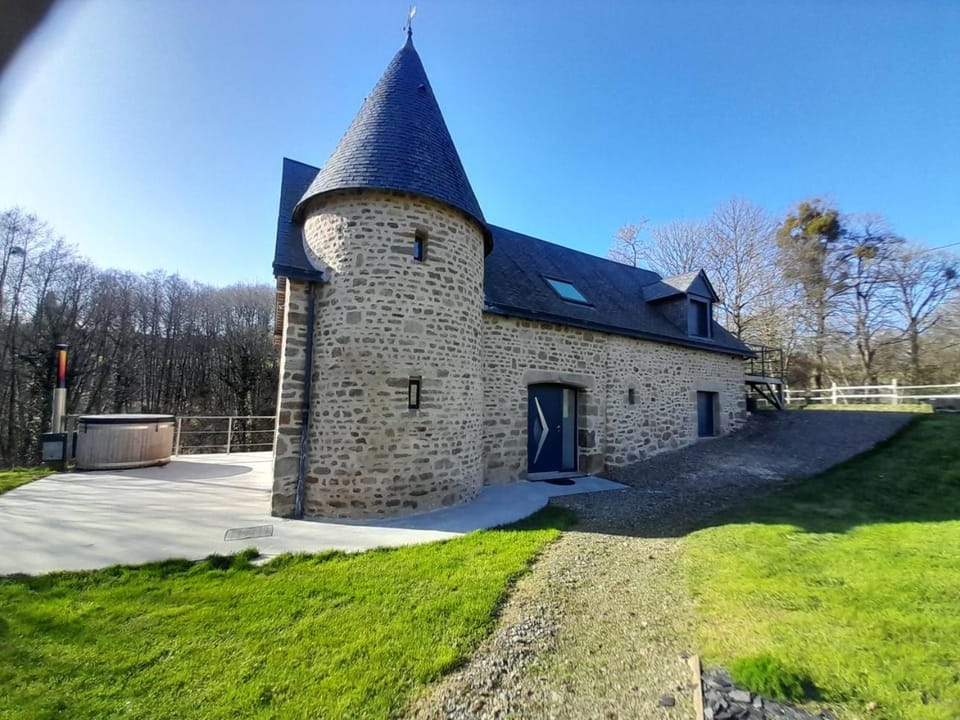 Gîte Les Douets House in Normandy