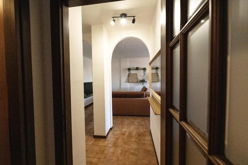 Chill in Pisa - Comfort and Large Spaces Apartment in Pisa