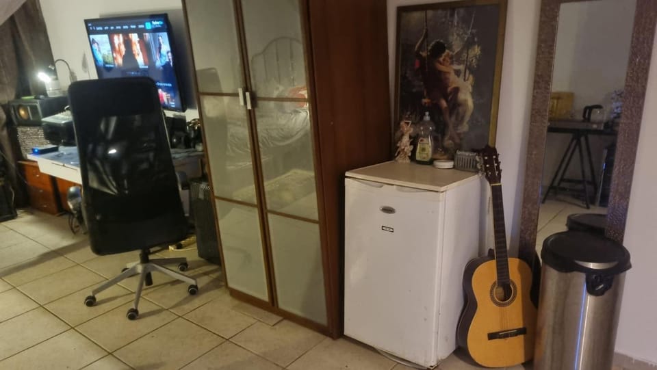 חדר בתוך דירה - רמת גן Apartment in Tel Aviv-Yafo