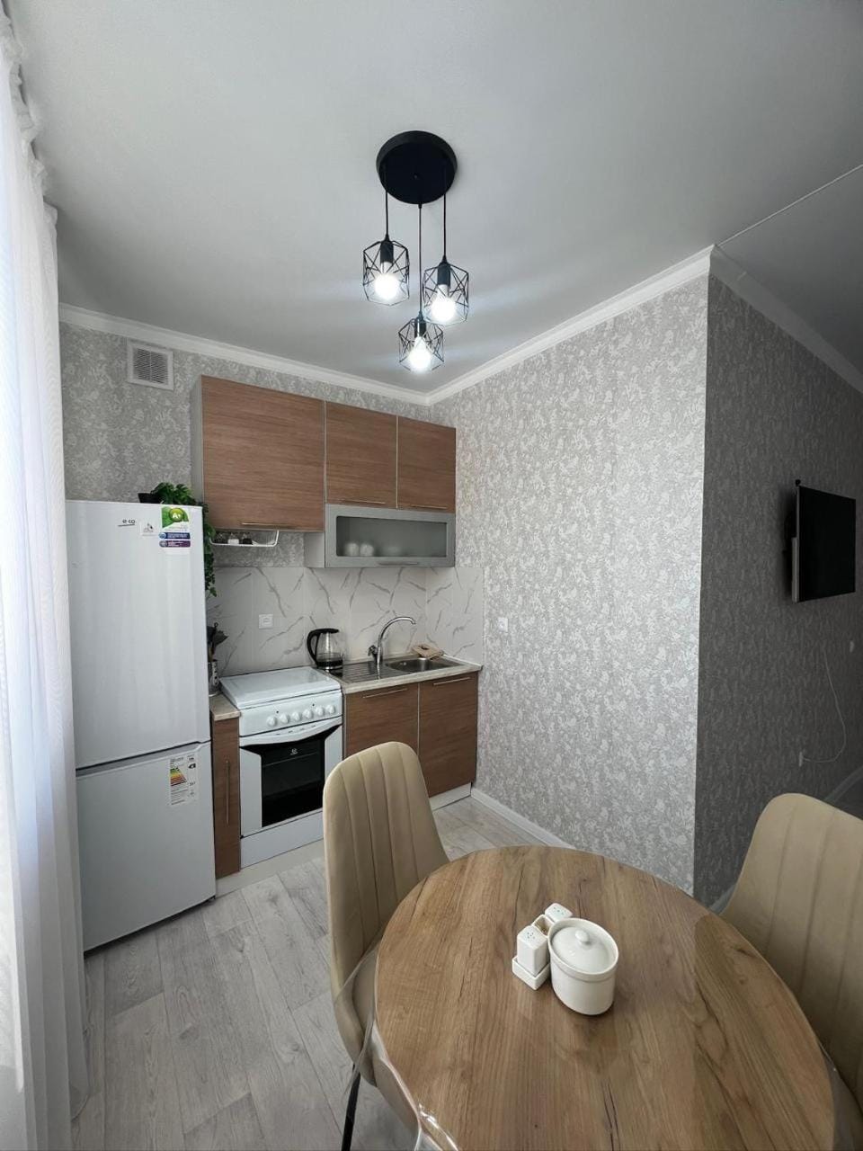 Уютные апартаменты в центре города, рядом с новой набережной Apartment in Kazakhstan