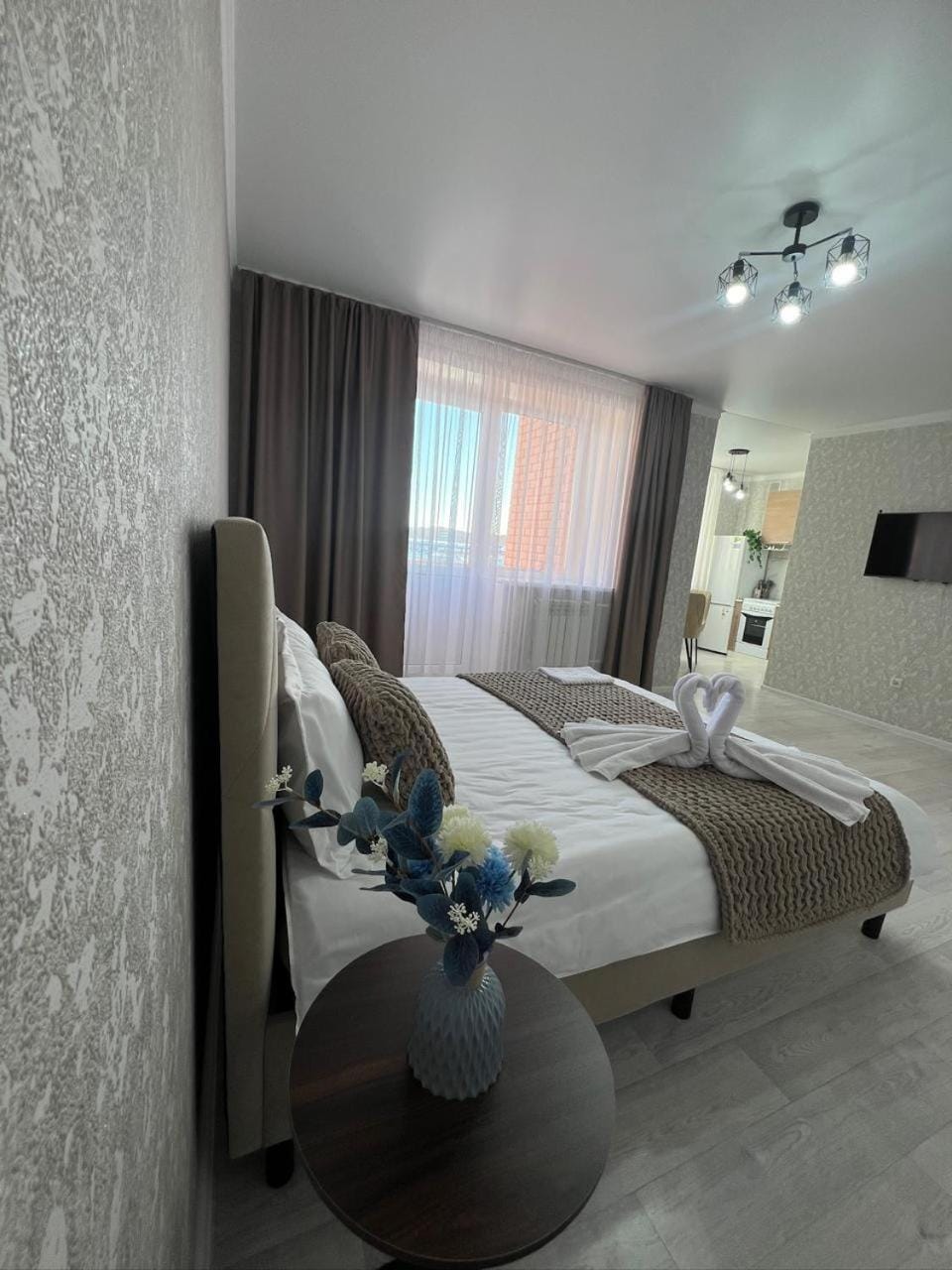 Уютные апартаменты в центре города, рядом с новой набережной Apartment in Kazakhstan