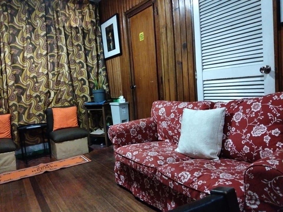 Jenny's transient house Apartment hotel in Baguio
