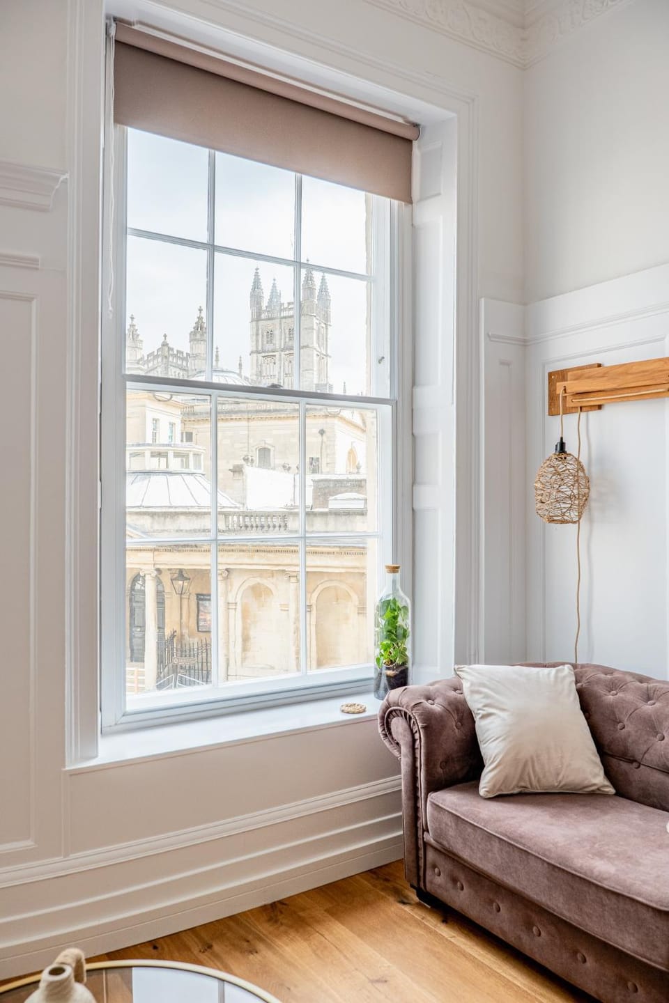 View (from property/room), Seating area, City view, Landmark view, Landmark view, Street view, Street view