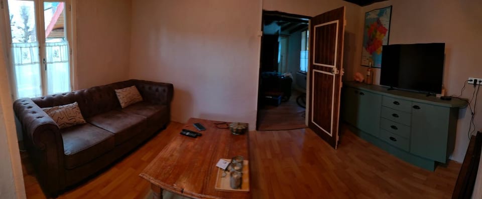 Communal lounge/ TV room, TV and multimedia, Evening entertainment