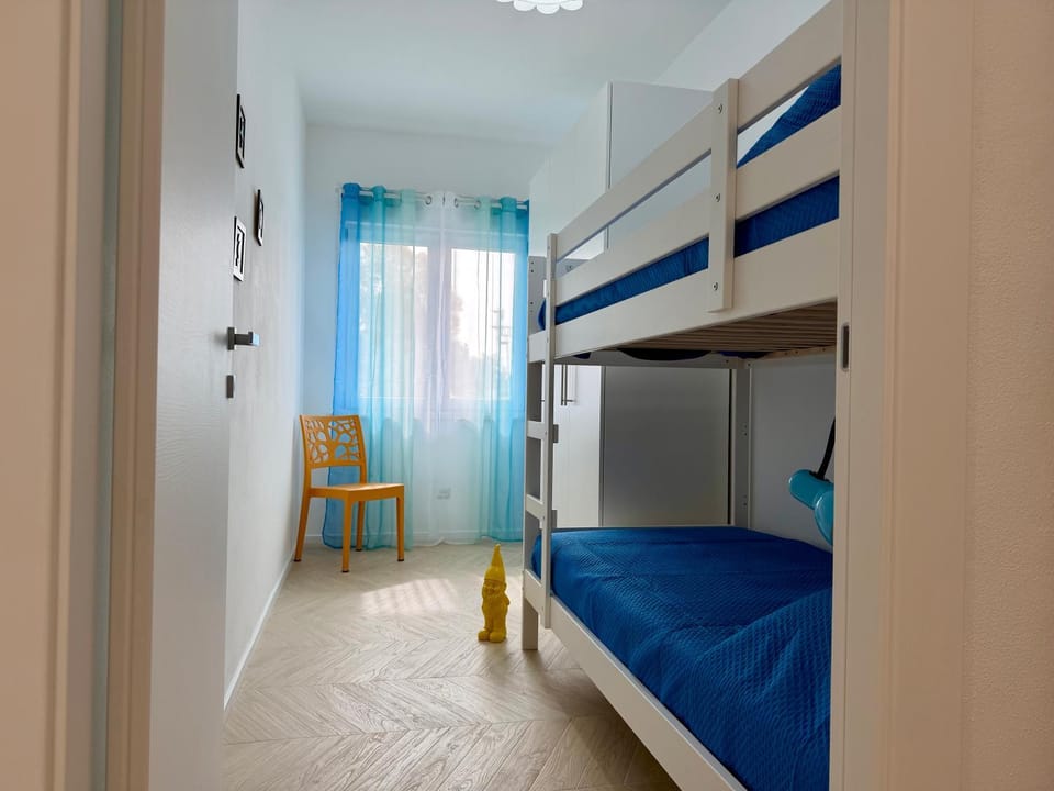 Bed, Photo of the whole room, Bedroom, bunk bed, wardrobe