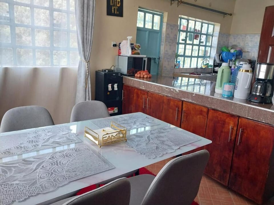 Cozy private room in a home Apartment in Nairobi