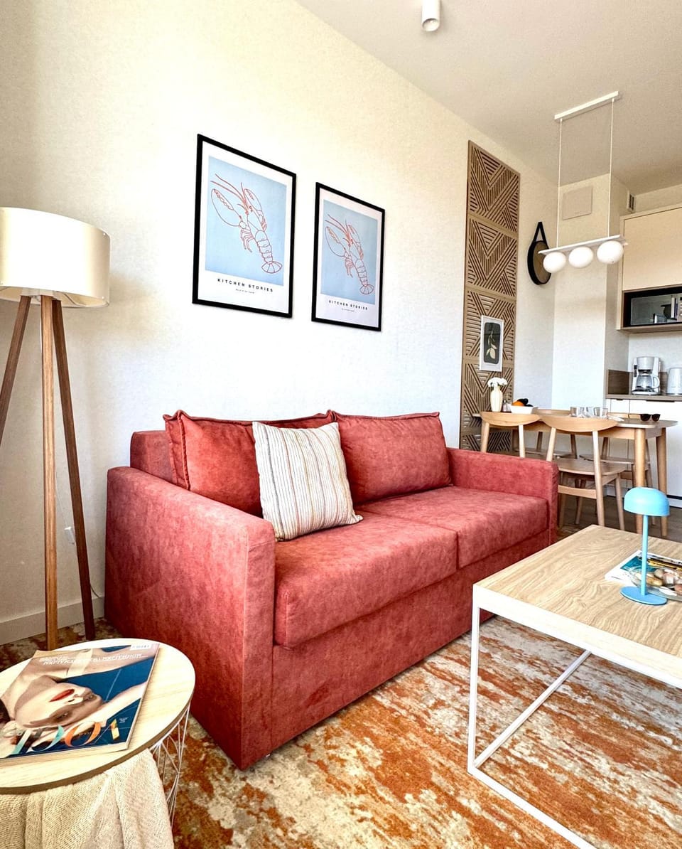 Day, Kitchen or kitchenette, Living room, Seating area, Dining area