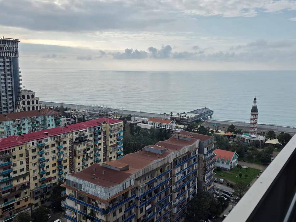 City view, Sea view