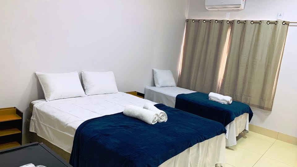 Bed, Bedroom, air conditioner