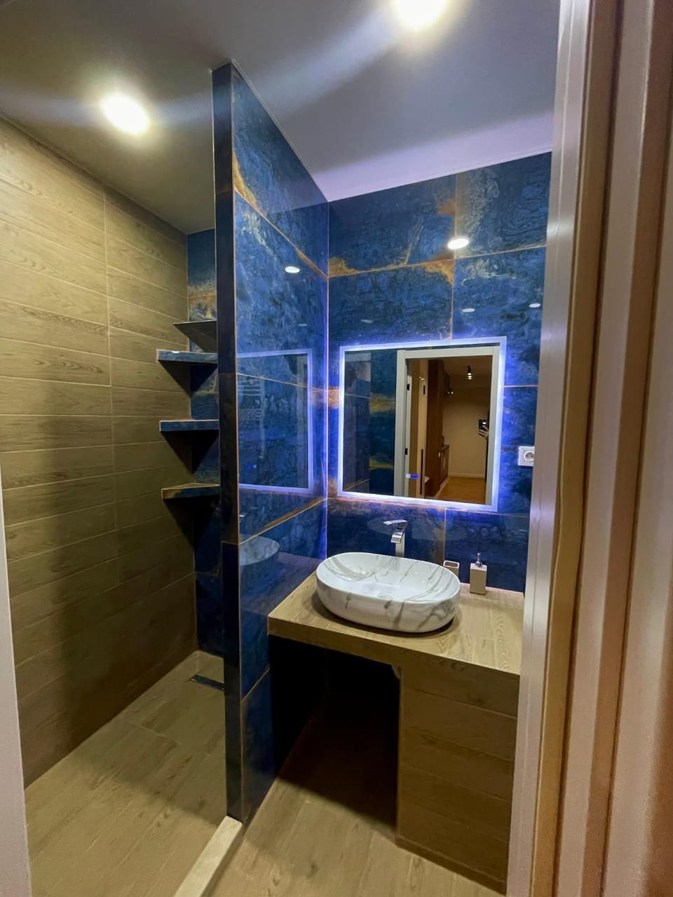 Well House Cozy 2BR Apartment in Tbilisi, Georgia