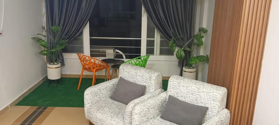 Sunny Side Apartment Apartment in Alexandria