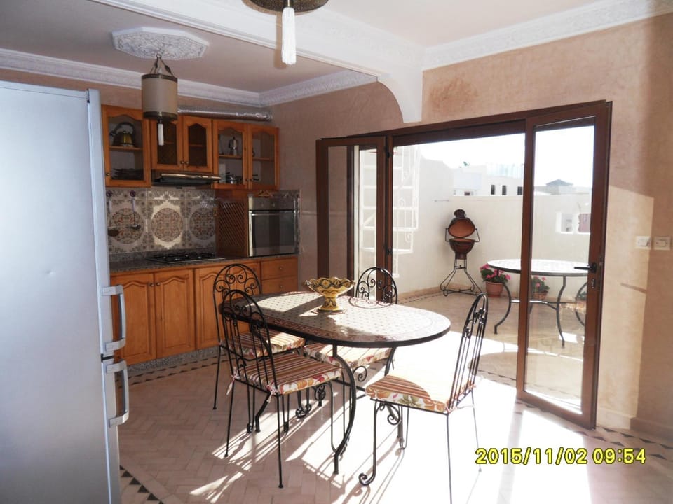 Balcony/Terrace, Dining area, minibar, pet friendly, stove