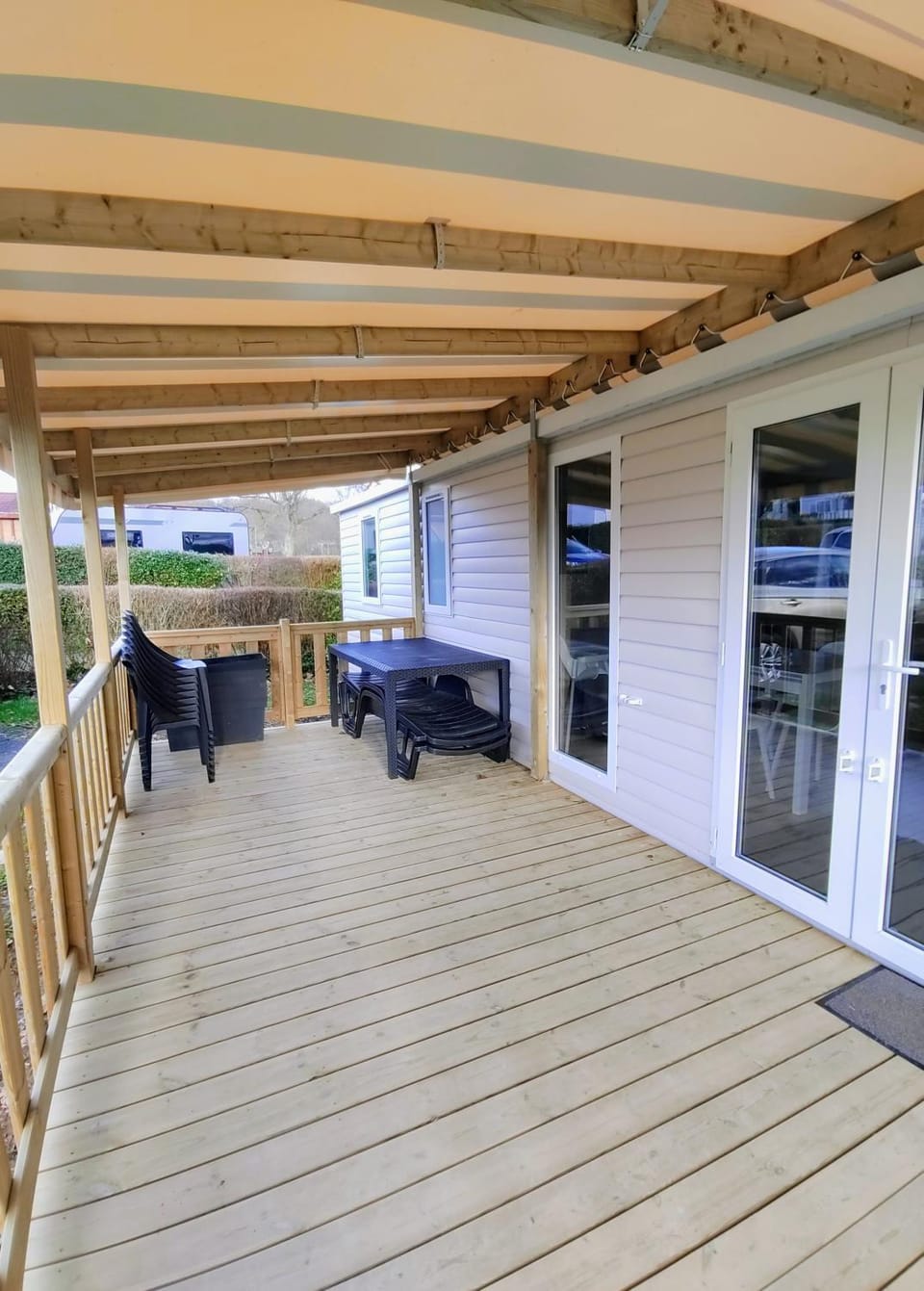 Patio, Dining area