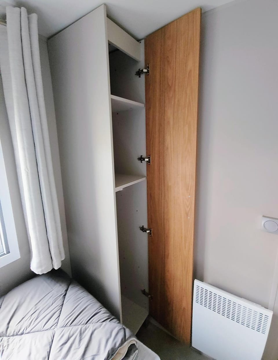 Bedroom, wardrobe