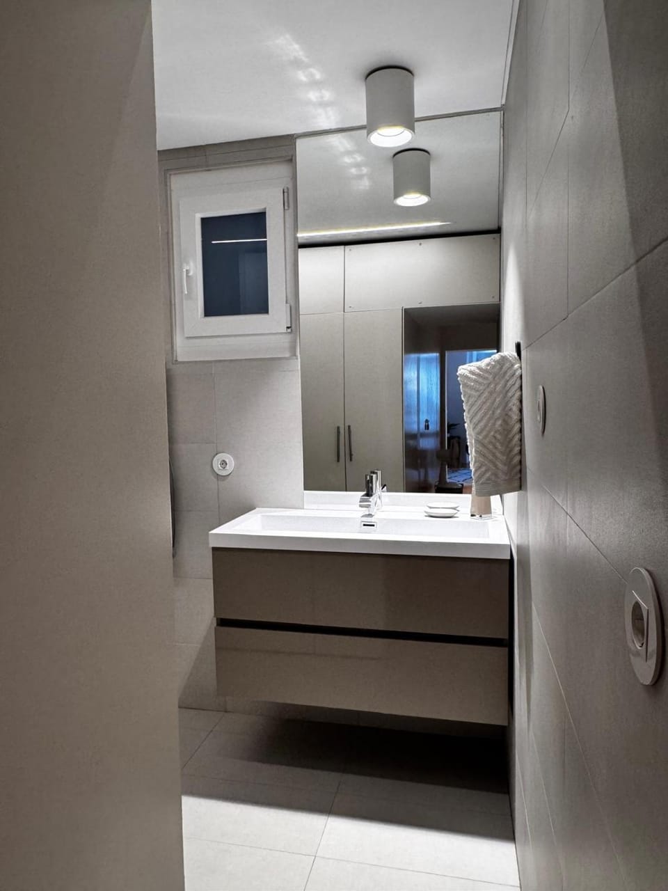 Central Lisbon 1BR Walk Everywhere Apartment in Lisbon