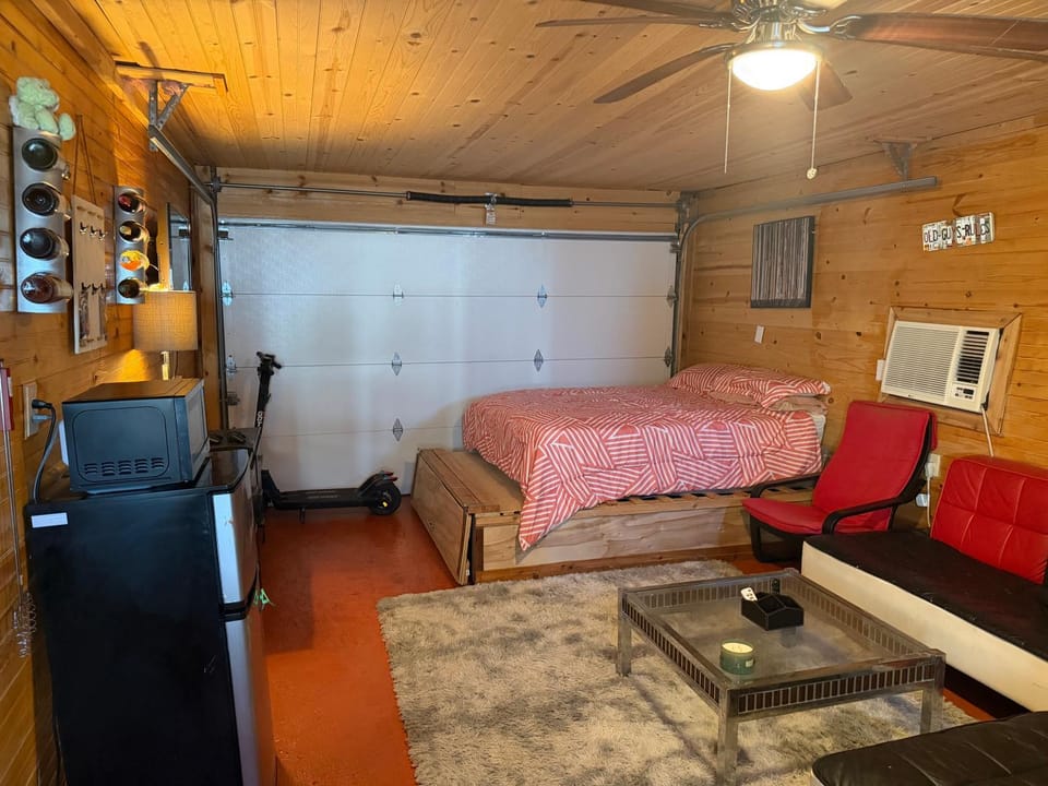 TV and multimedia, Living room, Bedroom