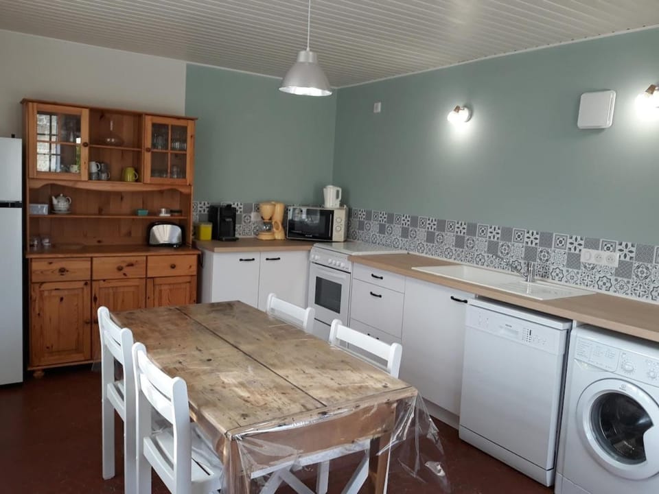 Gîte 3 étoiles aux portes du Marais Poitevin House in Pays de la Loire