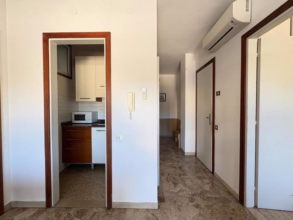 Dining area, air conditioner