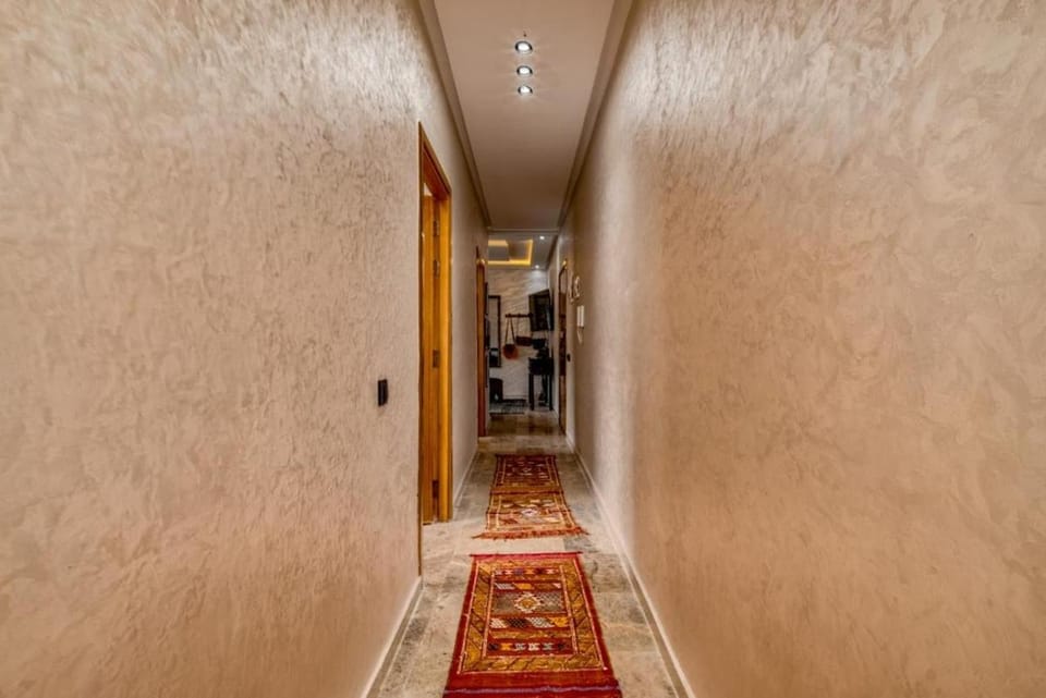 Prime location Moroccan-Style Luxury Apartment with Parking near Carré Eden Shopping Center Apartment in Marrakesh