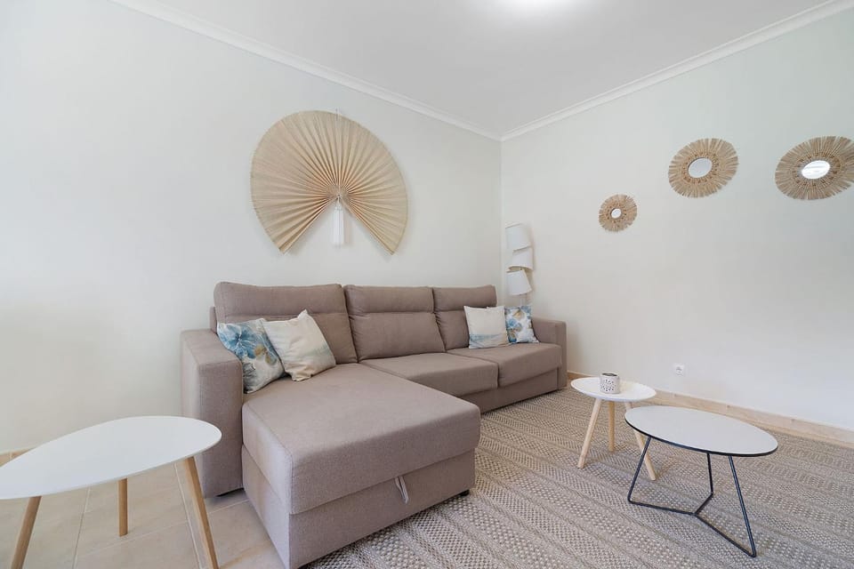 Alvor and Away Luxury Golf View Apartment in Alvor