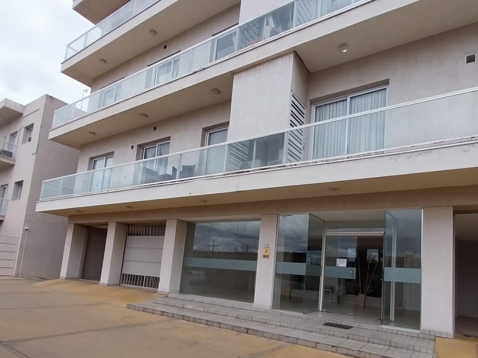 Las Cañas Tower - Holidays Apartment in Godoy Cruz