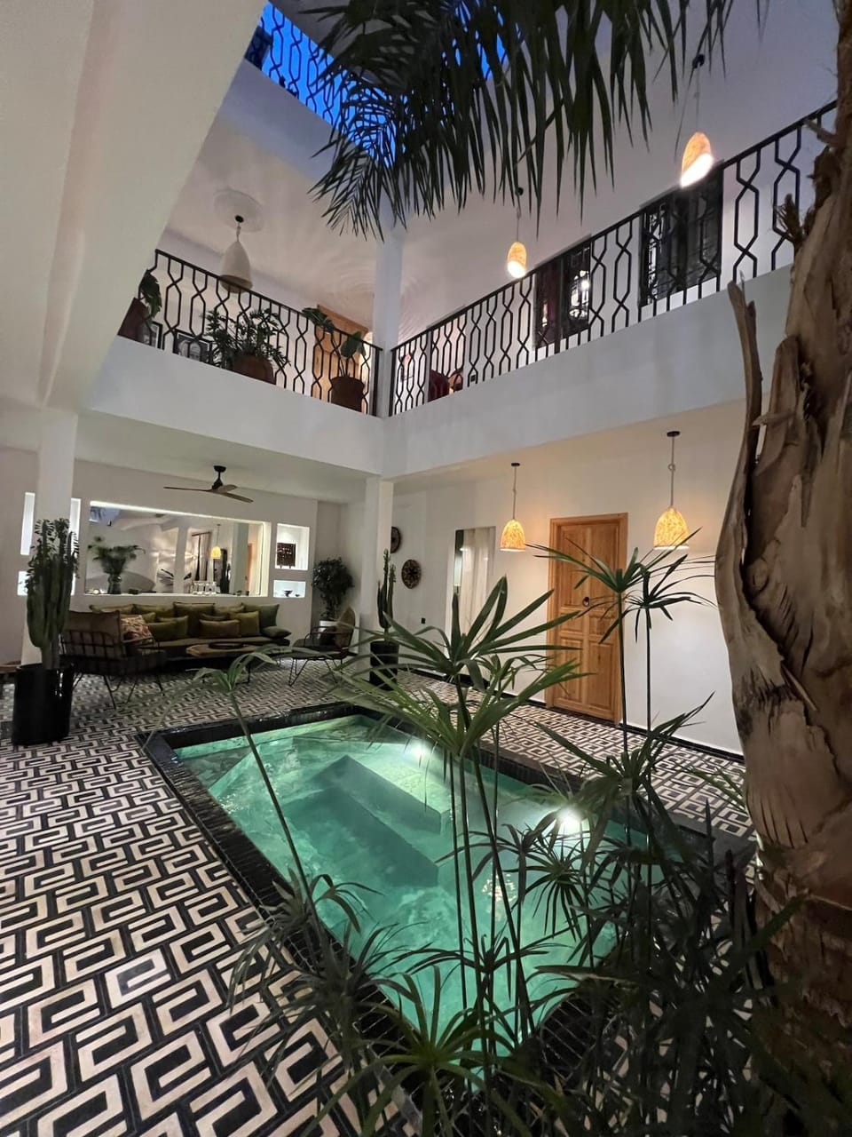 Swimming pool