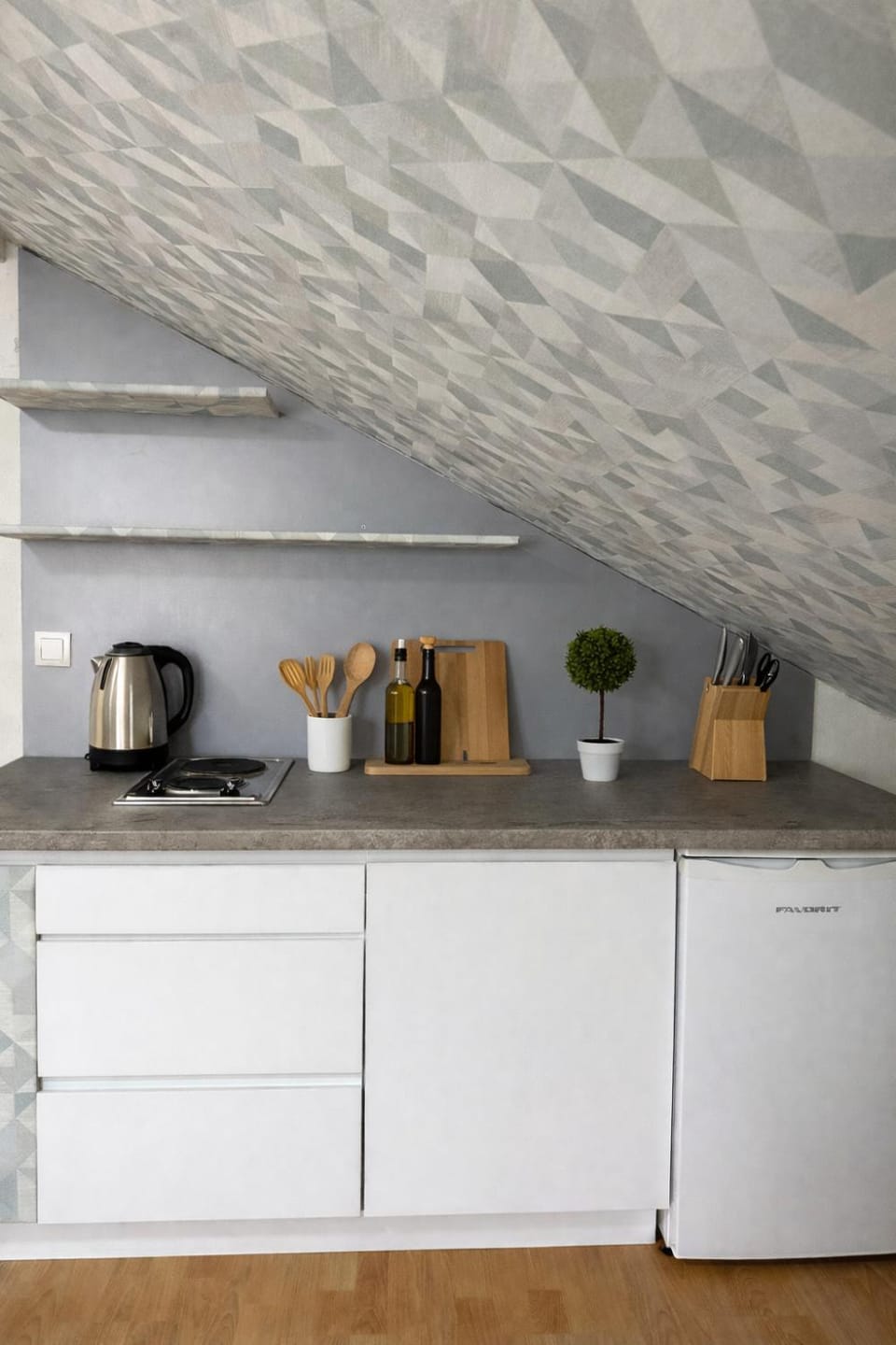 Kitchen or kitchenette