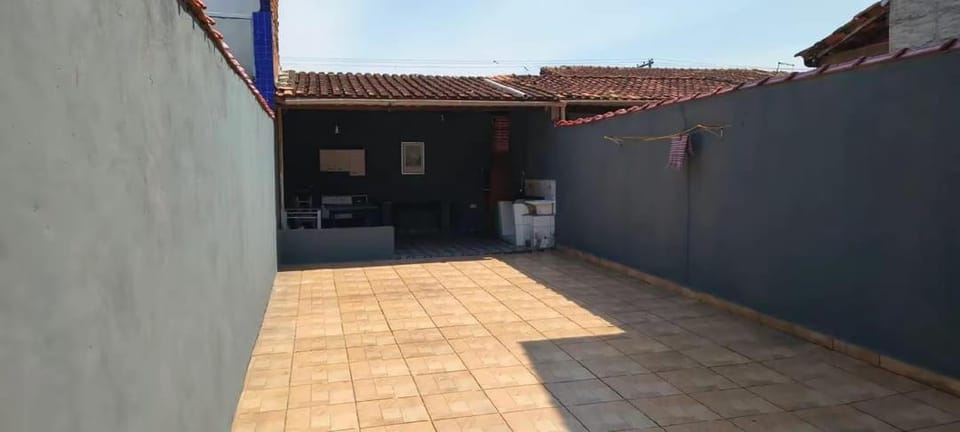 Casa Cinza House in Itanhaém
