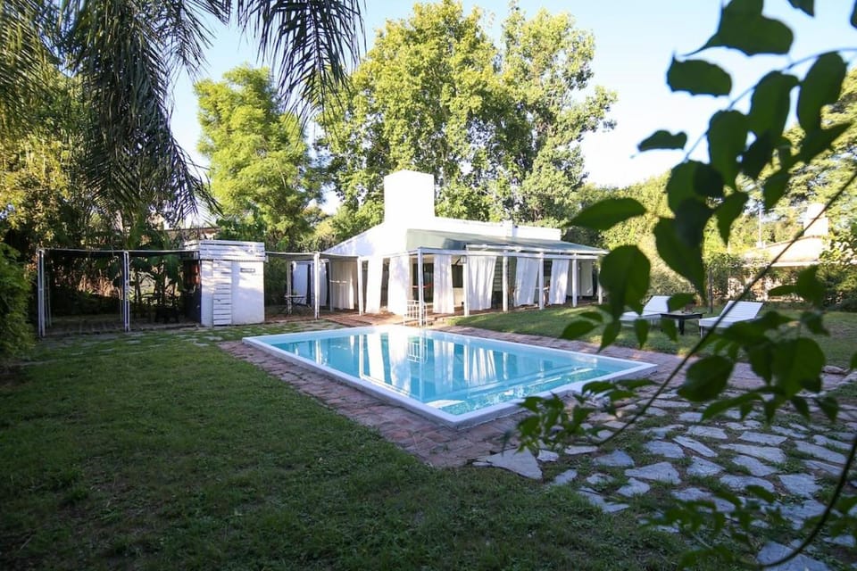 Suite privada Mariposa Amarilla- Santa Fe House in Entre Ríos Province, Argentina