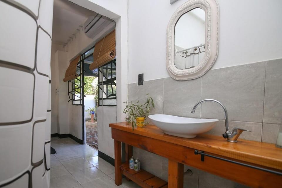Suite privada Mariposa Amarilla- Santa Fe House in Entre Ríos Province, Argentina