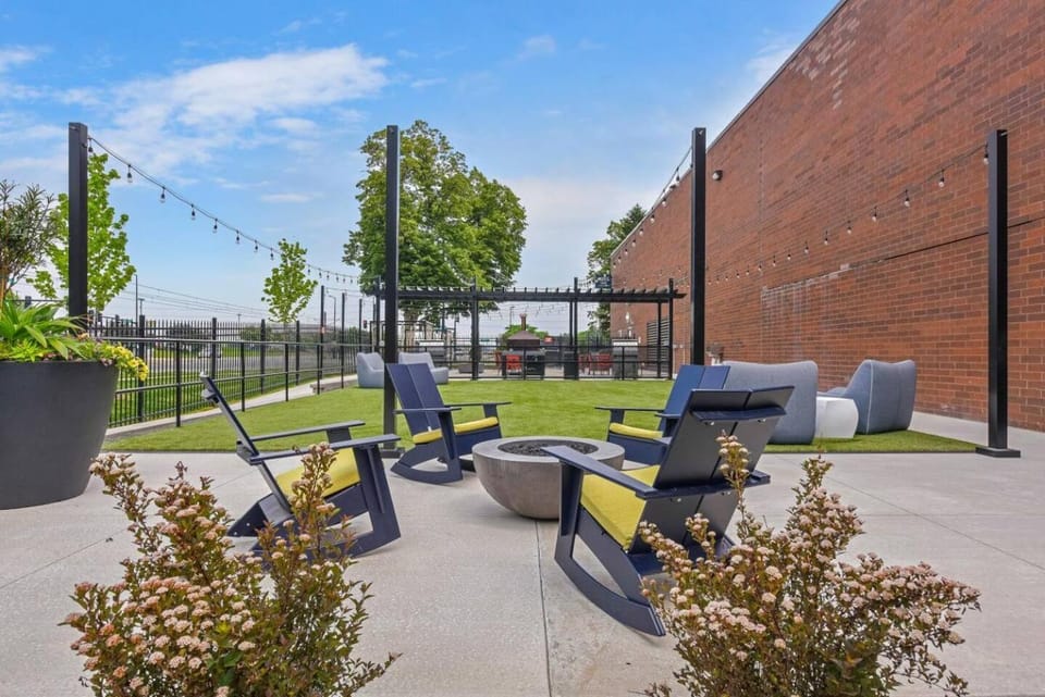 Stylish Stay by Mall of America Apartment in Eagan