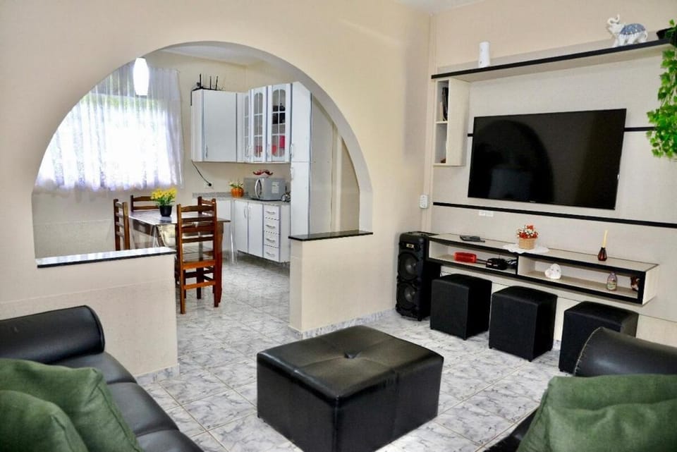 Rancho Serrano I Farmhouse House in State of São Paulo