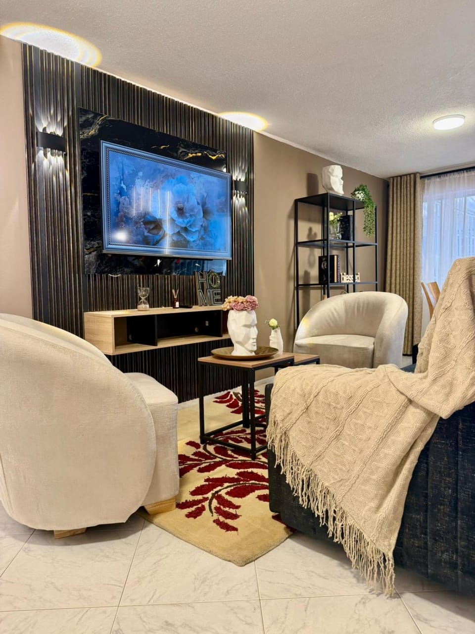 Communal lounge/ TV room, TV and multimedia, Living room