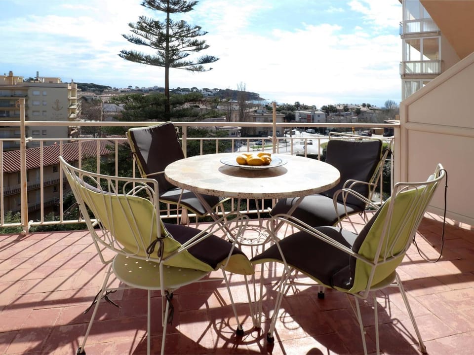 Apartamento junto al mar en S'Agaró, 4 personas, terraza - ES-298-2 Apartment in Baix Empordà
