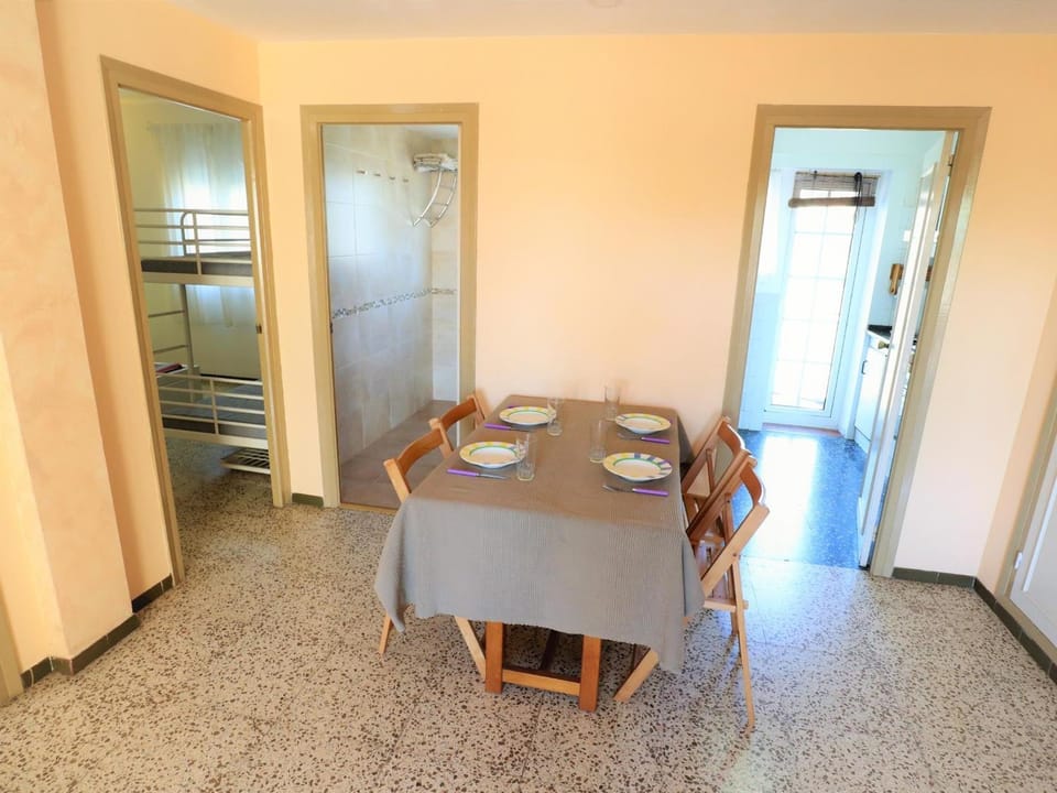 Apartamento para 6 a 300m de la playa Sant Pol S'Agaró - ES-298-22 Apartment in Baix Empordà