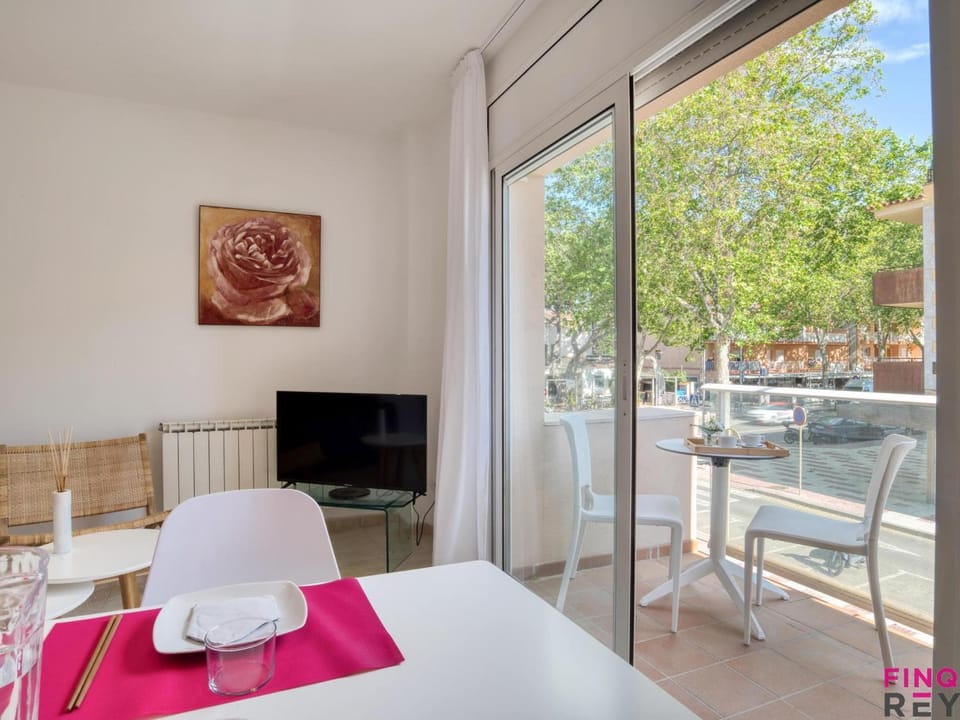 Apartamento céntrico en S'agaró con balcón y estacionamiento - ES-298-28 Apartment in S'Agaró