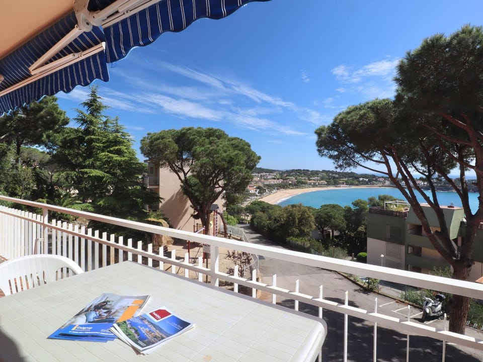 Apartamento con vista al mar, aire acondicionado y parking en S'Agaró - ES-298-34 Apartment in Baix Empordà