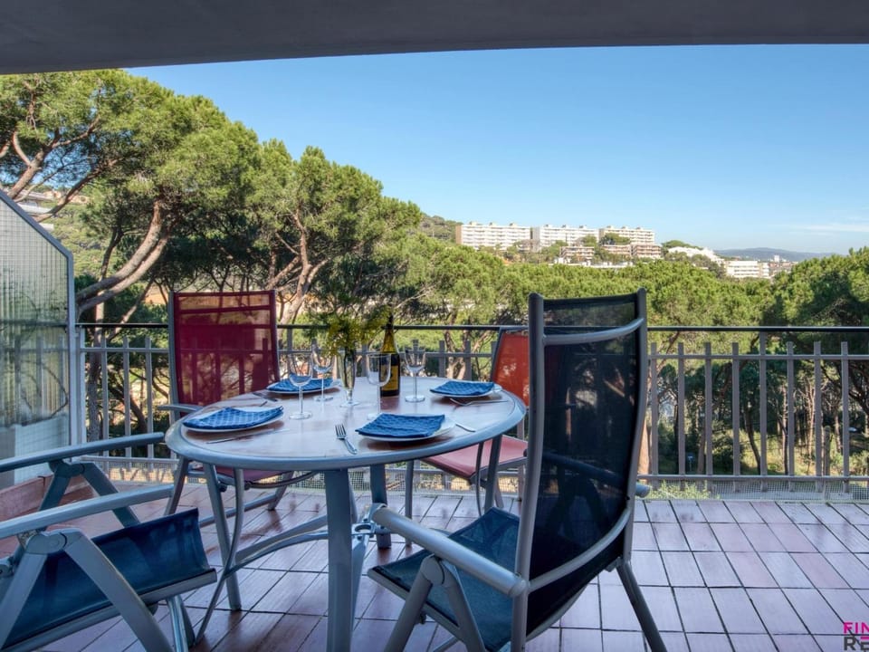 Cómodo apartamento con piscina comunitaria en San Felíu de Guixols, cerca de la playa - ES-298-56 Apartment in Baix Empordà