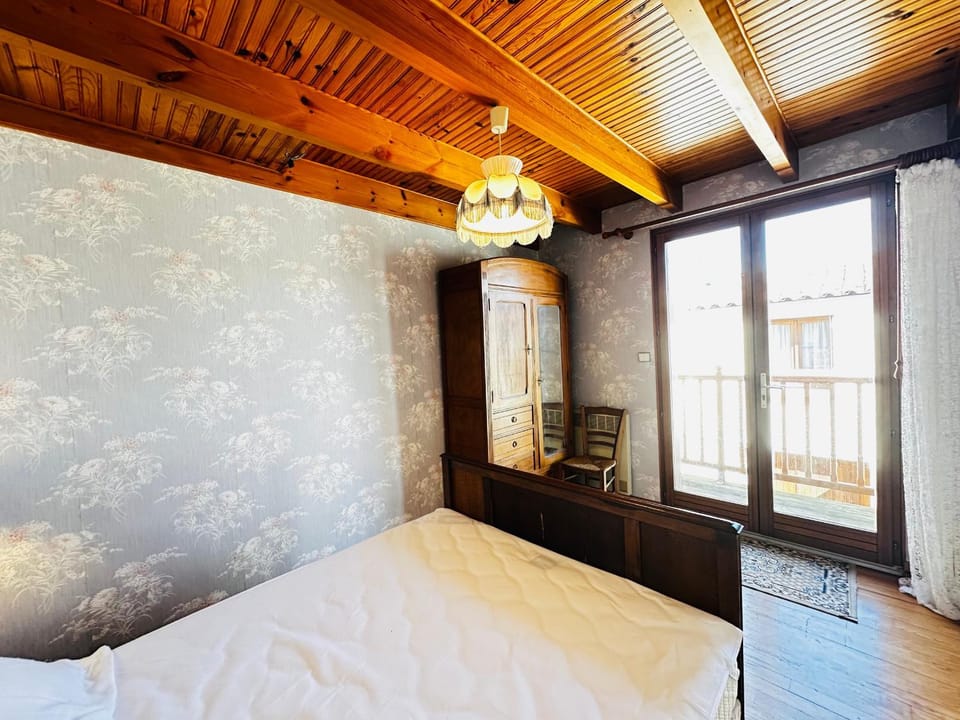 Appartement proche centre - 2 pers. - FR-1-709-103 Apartment in Fouras